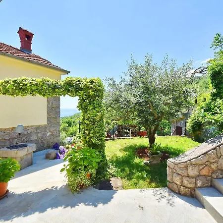 Evici By Interhome Апартаменты Опатия